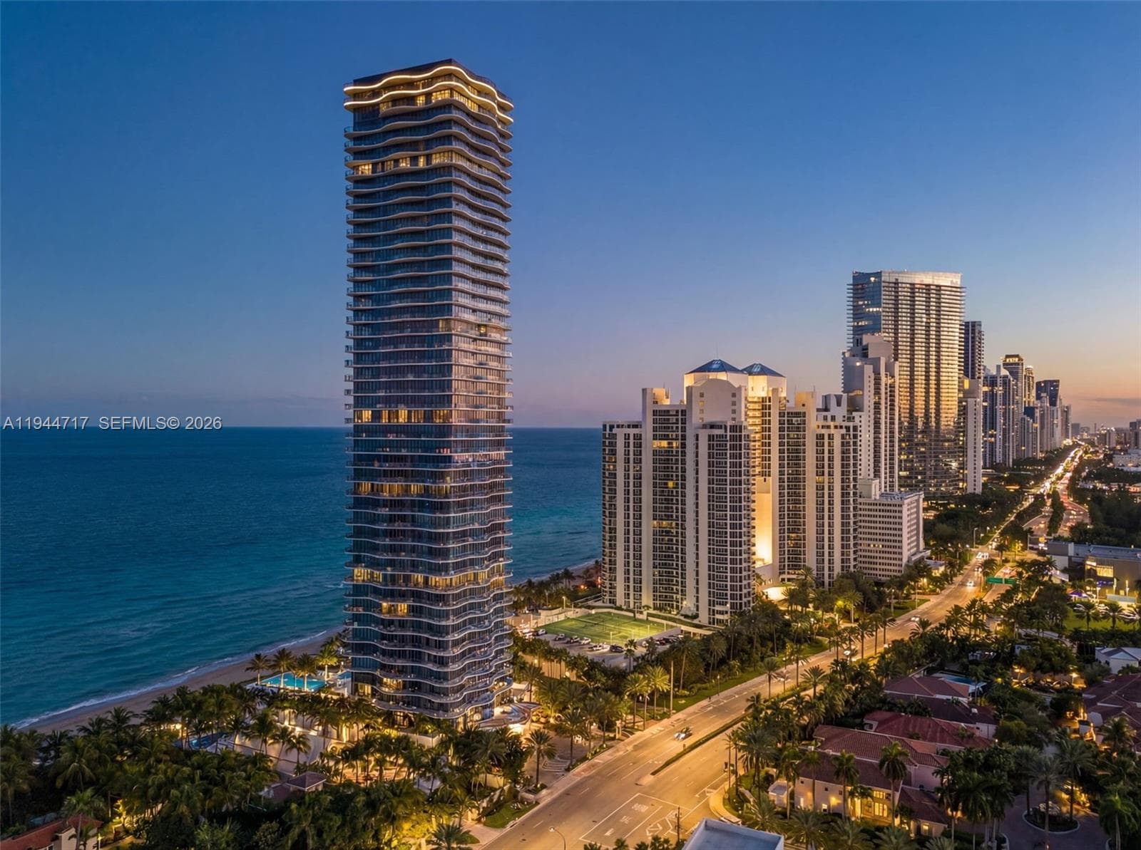 19575 Collins Ave 3