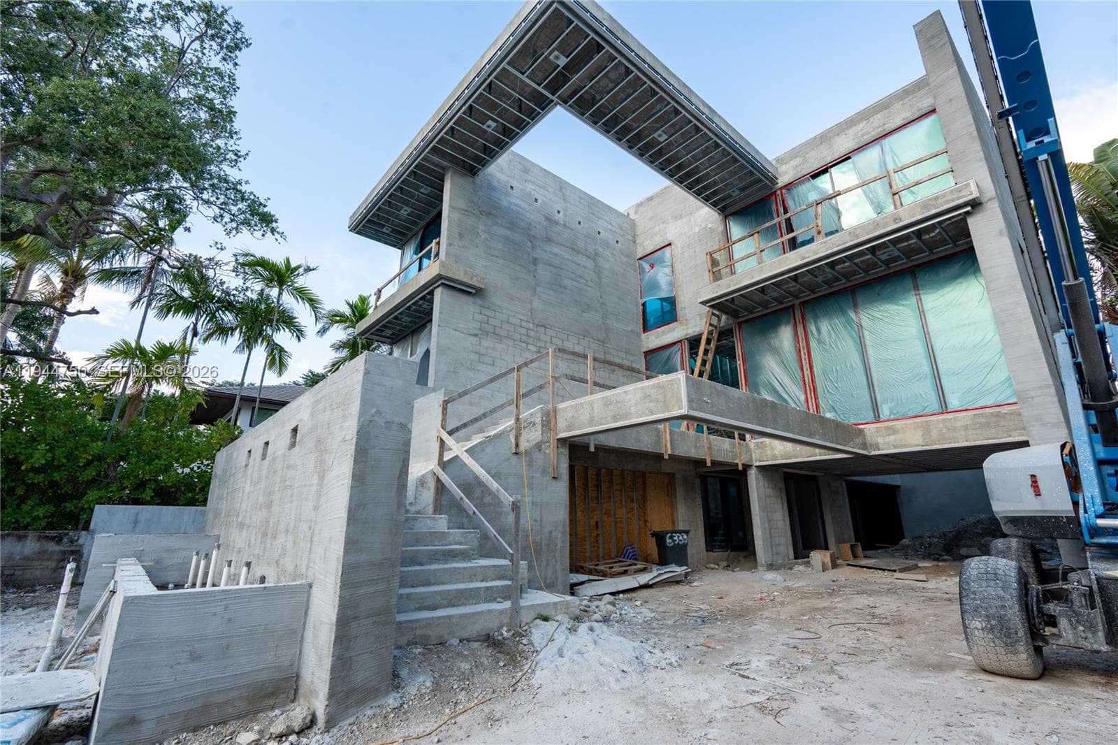 333 Rivo Alto Dr 5