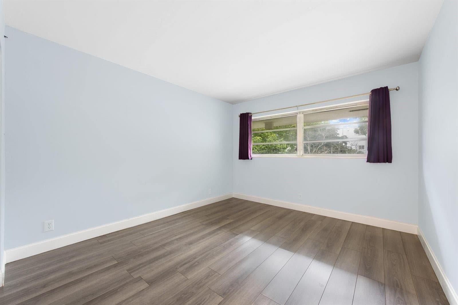 1340 NE 28th Avenue #232 3