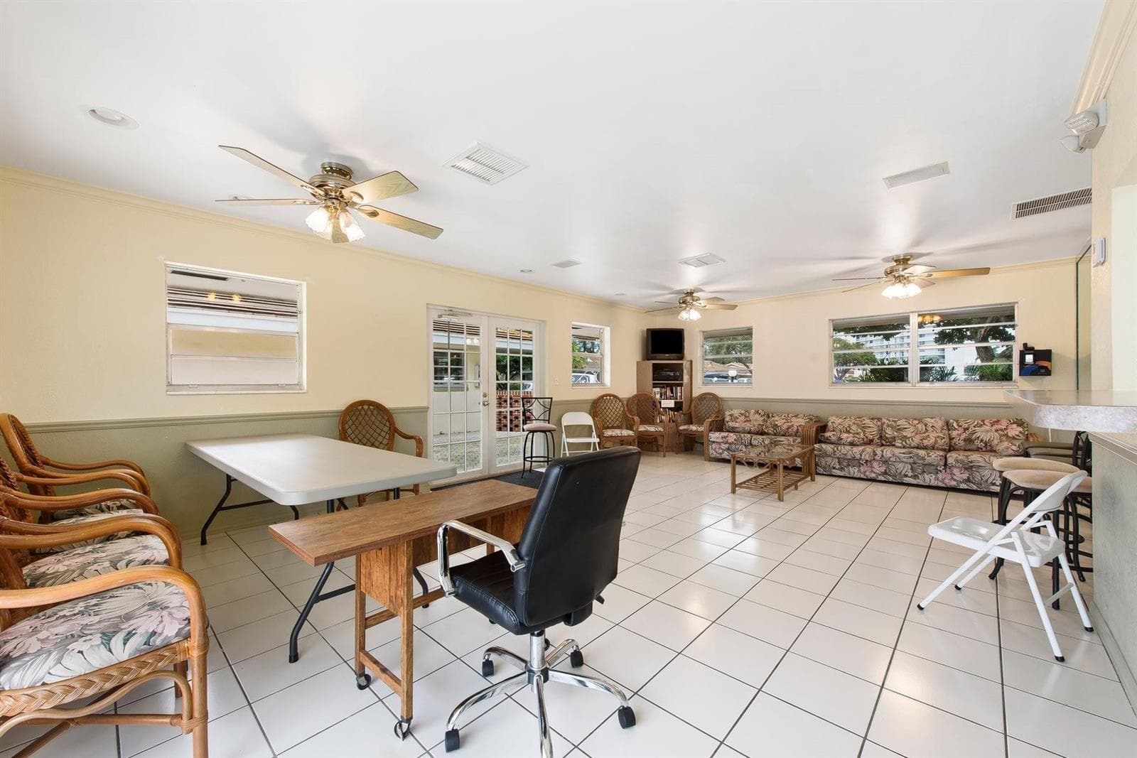 1340 NE 28th Avenue 232 photo 19