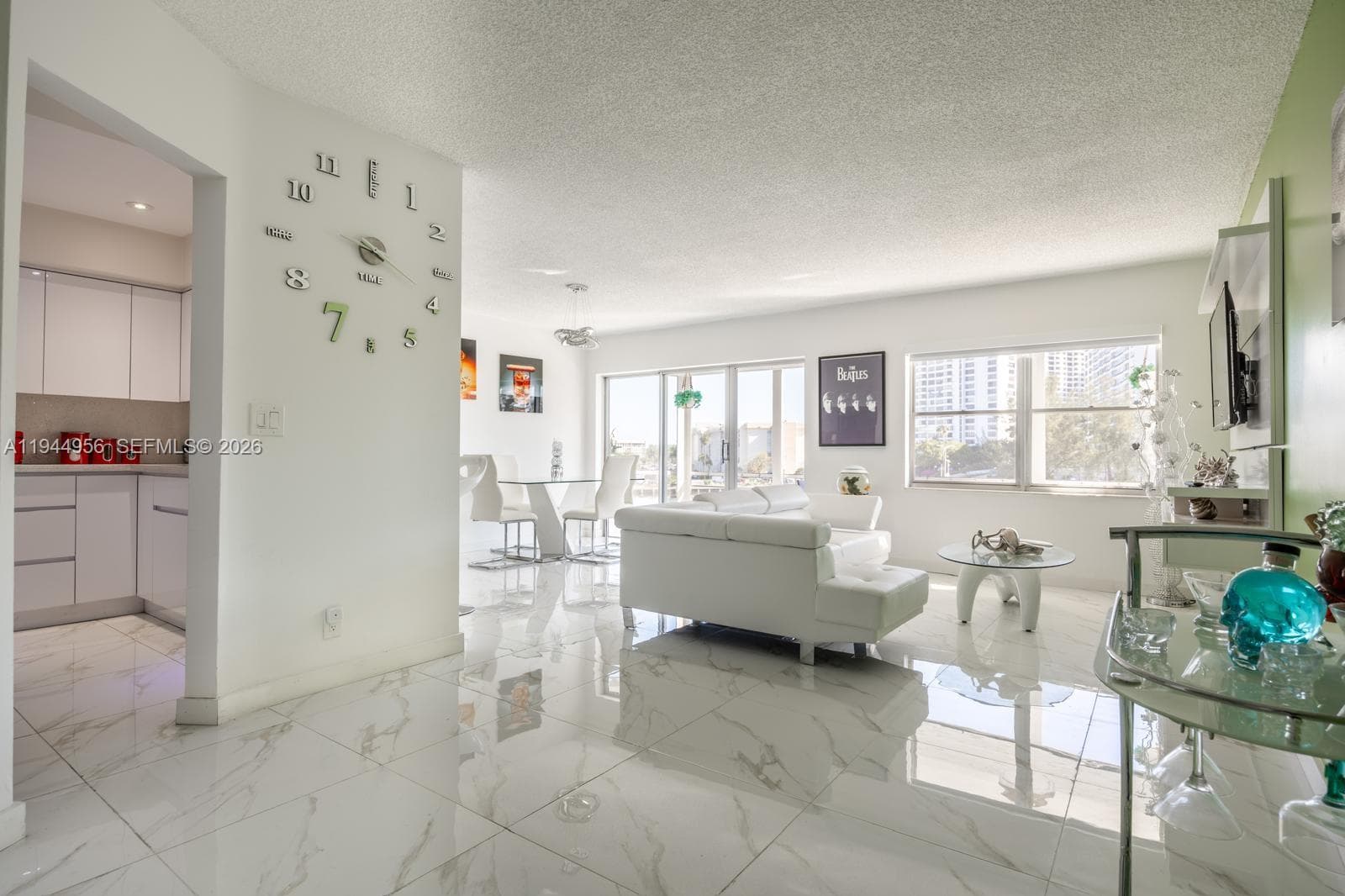 400 Diplomat Pkwy 302 photo 9