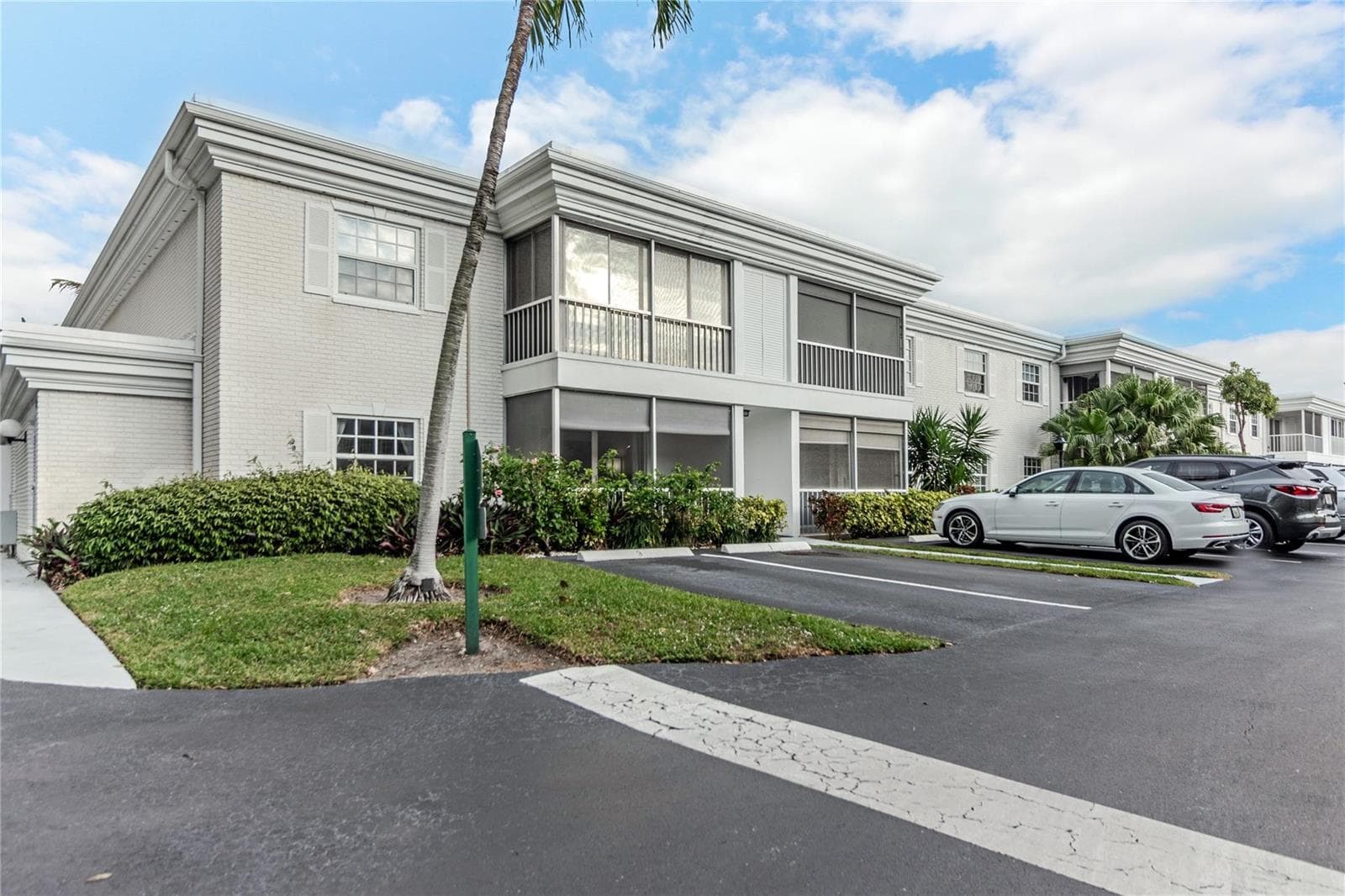 6521 Bay Club Drive #1 3