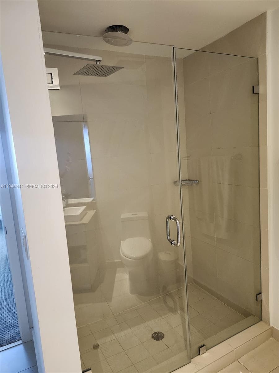 4111 Ocean Dr 3610 photo 7