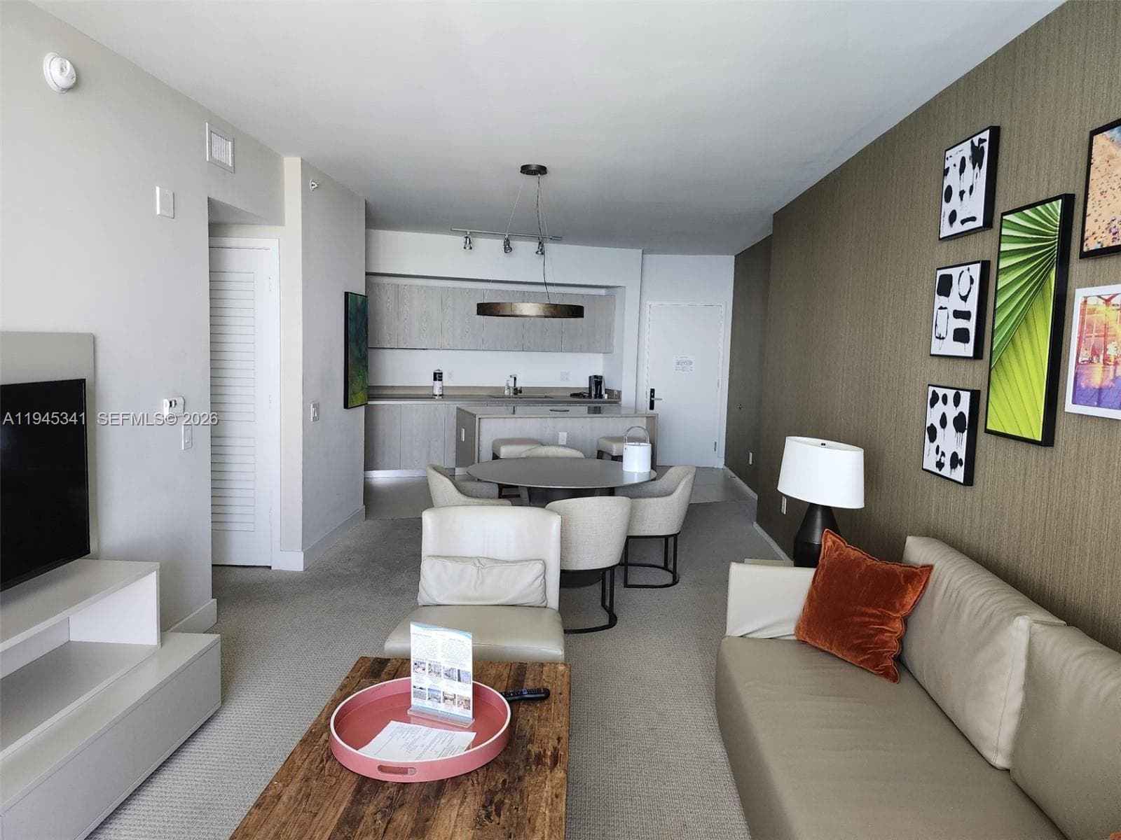 4111 Ocean Dr 3