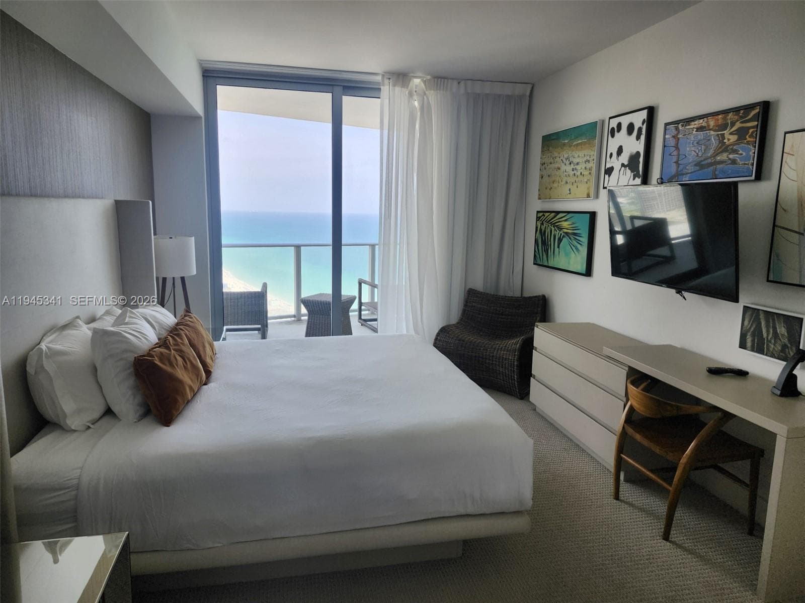 4111 Ocean Dr 5
