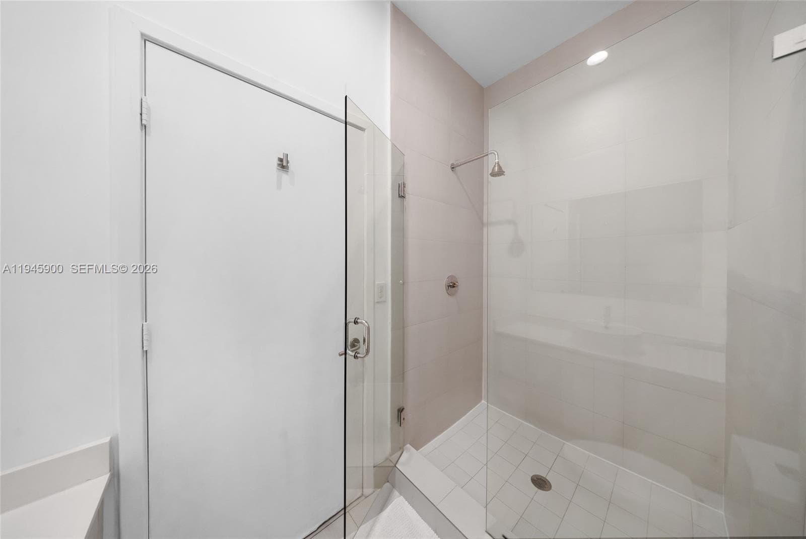 2600 Hallandale Beach Blvd T3304 photo 17