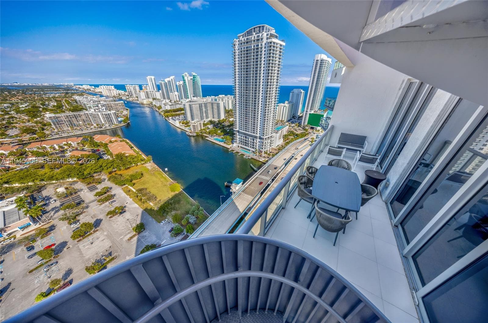 2600 Hallandale Beach Blvd 5
