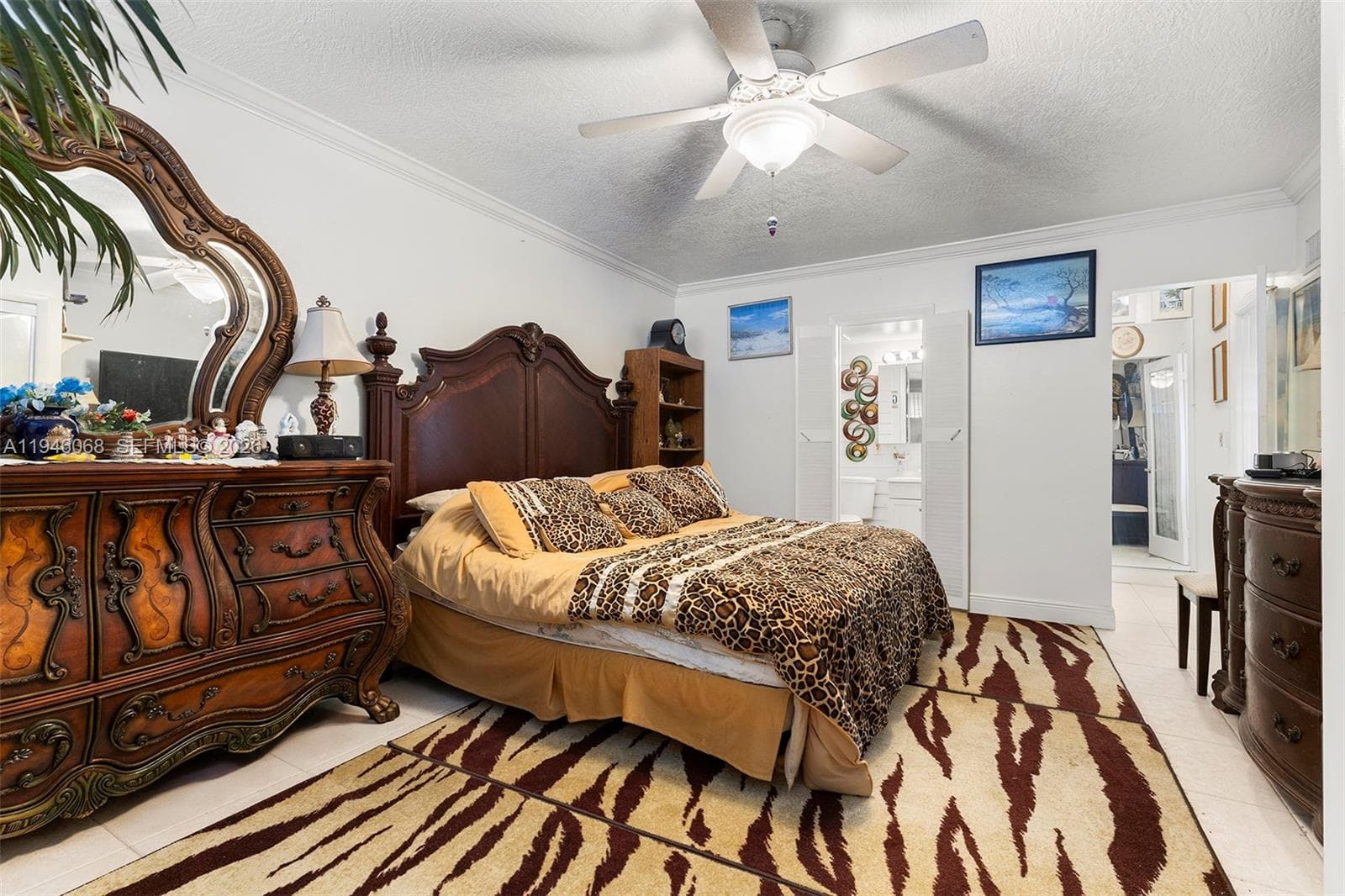 201 Van Buren St 205 photo 24