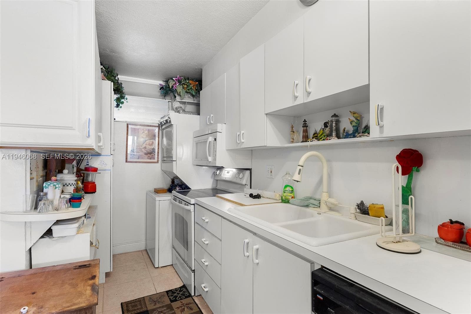 201 Van Buren St 205 photo 11