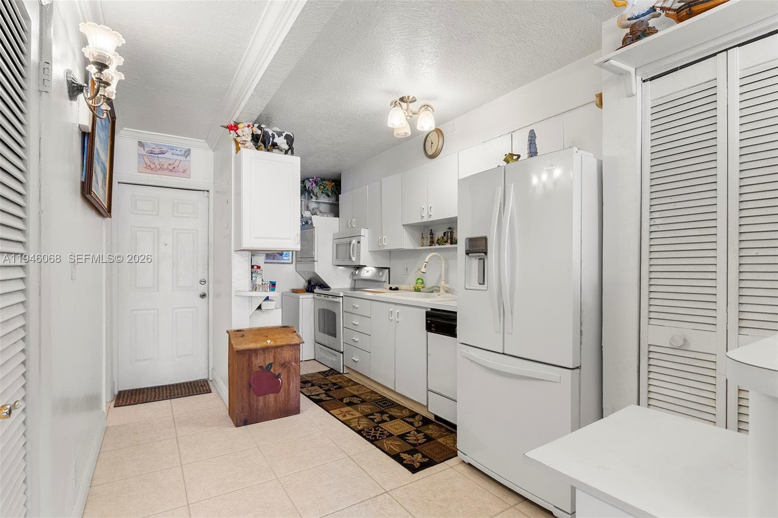 201 Van Buren St 205 photo 21