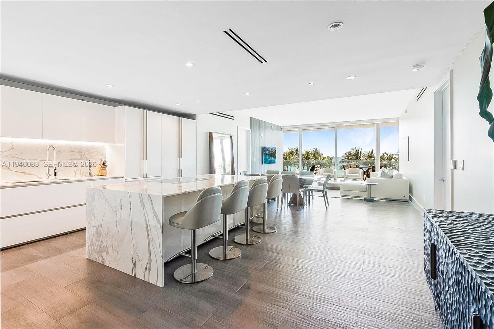 10203 Collins Ave 302 photo 18