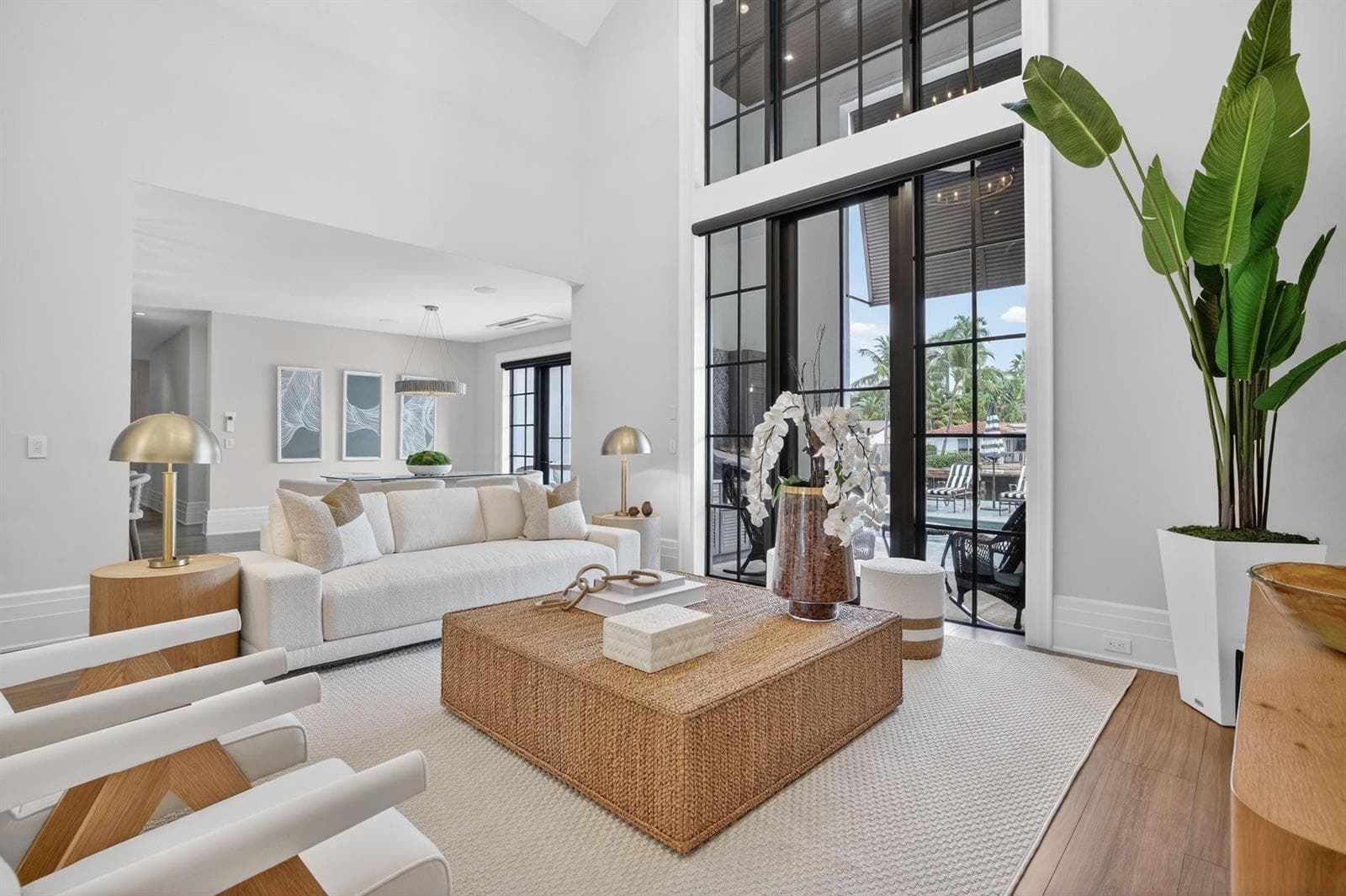 400 Mola Avenue photo 14