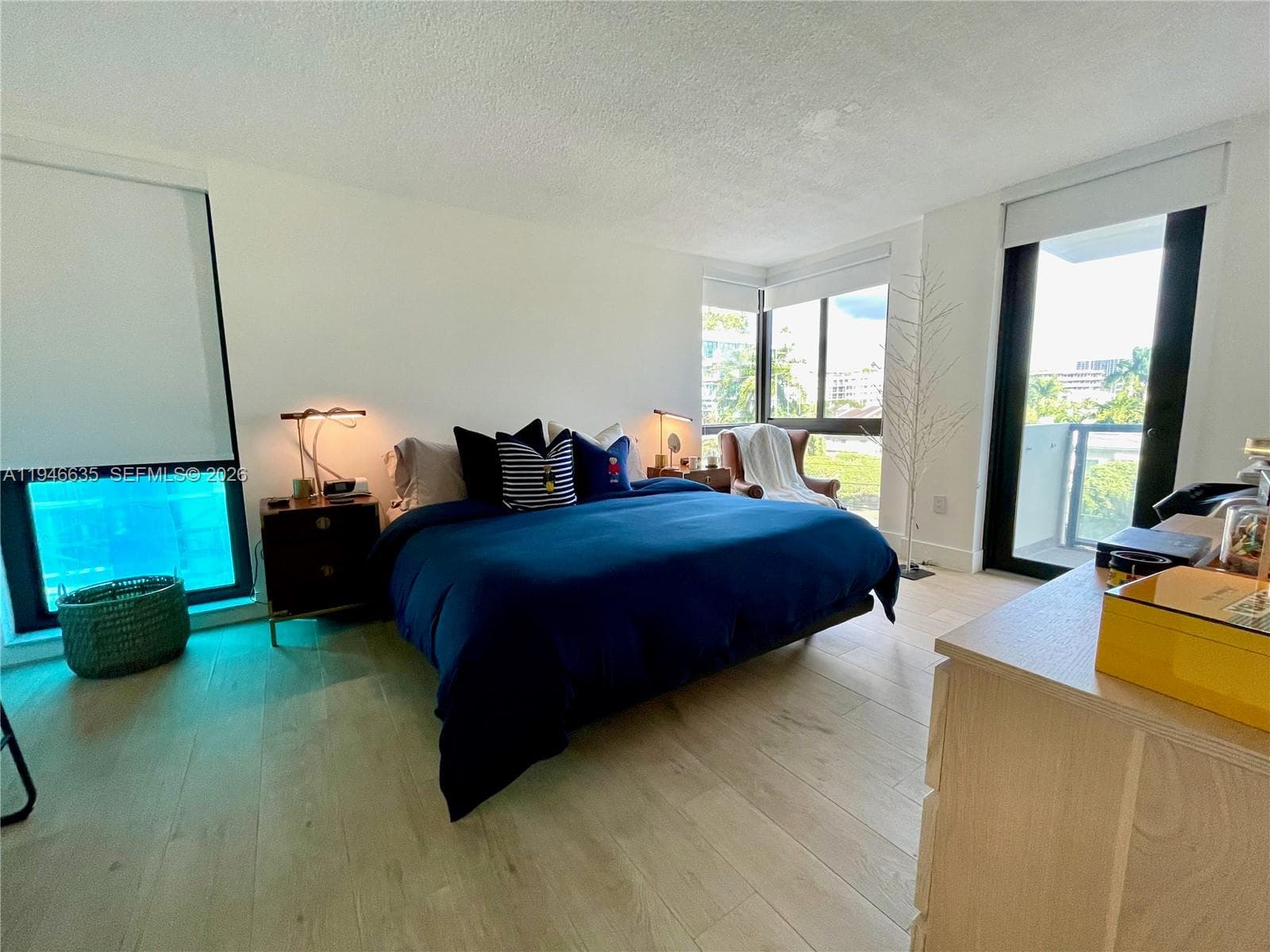 9800 W Bay Harbor Dr 404 photo 10
