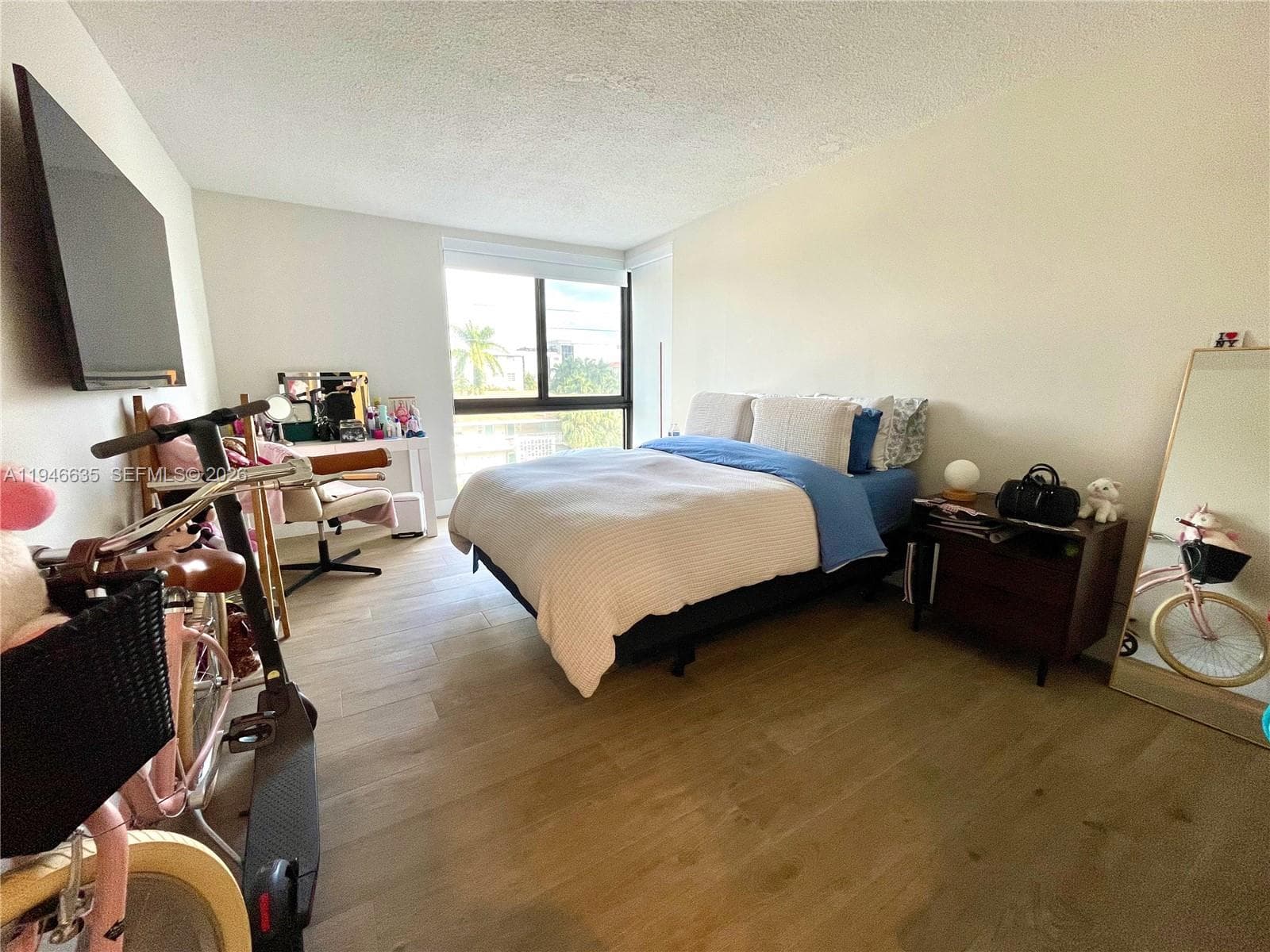 9800 W Bay Harbor Dr 404 photo 15