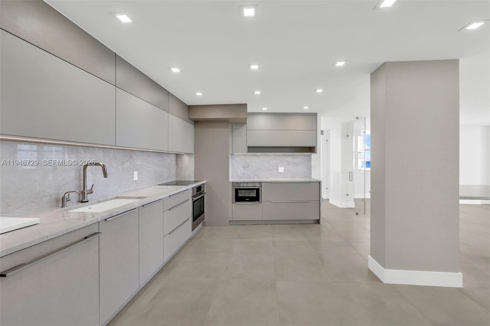 209 Fort Lauderdale Beach Blvd 3