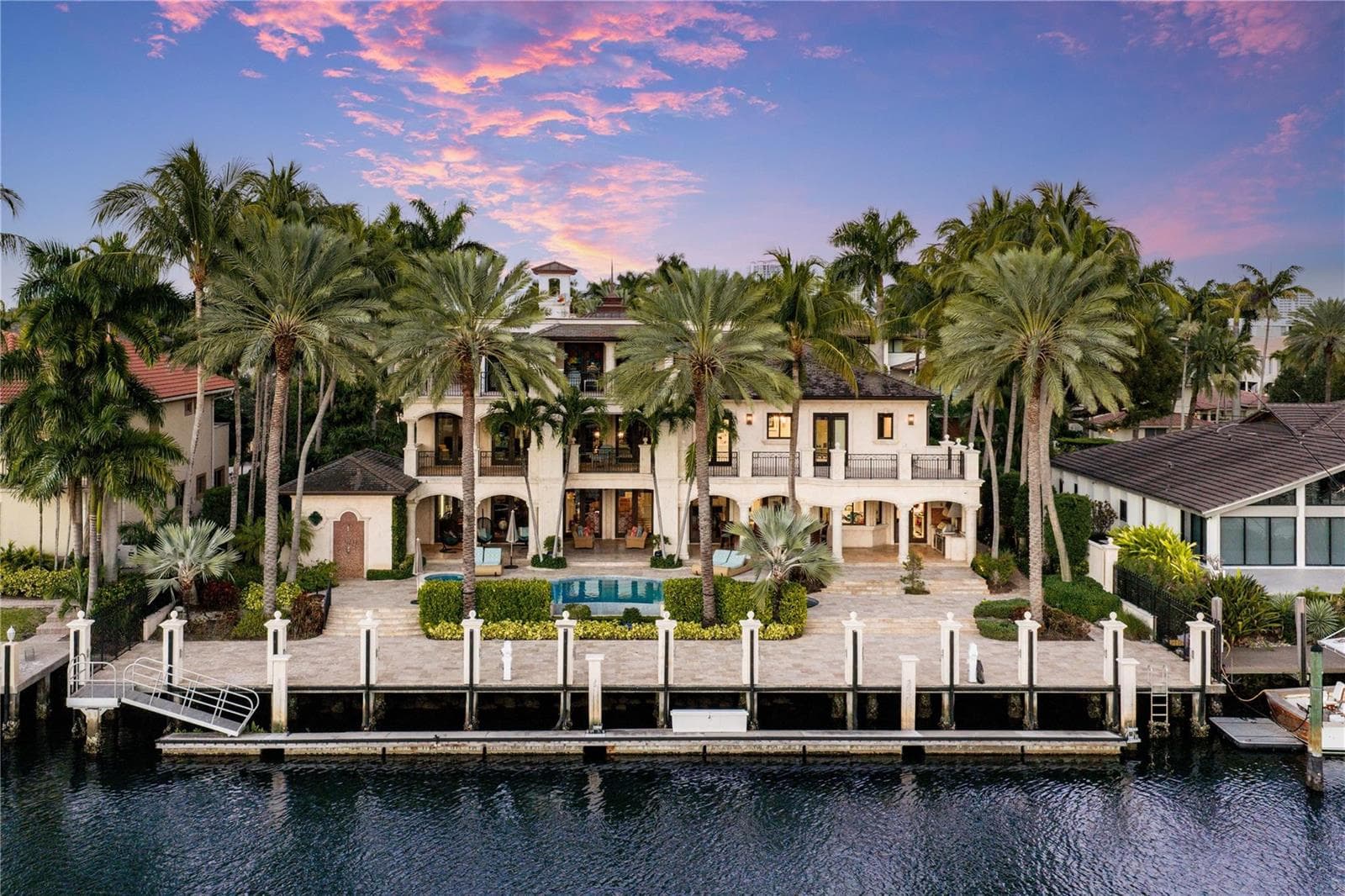 2430 Del Lago Drive 2