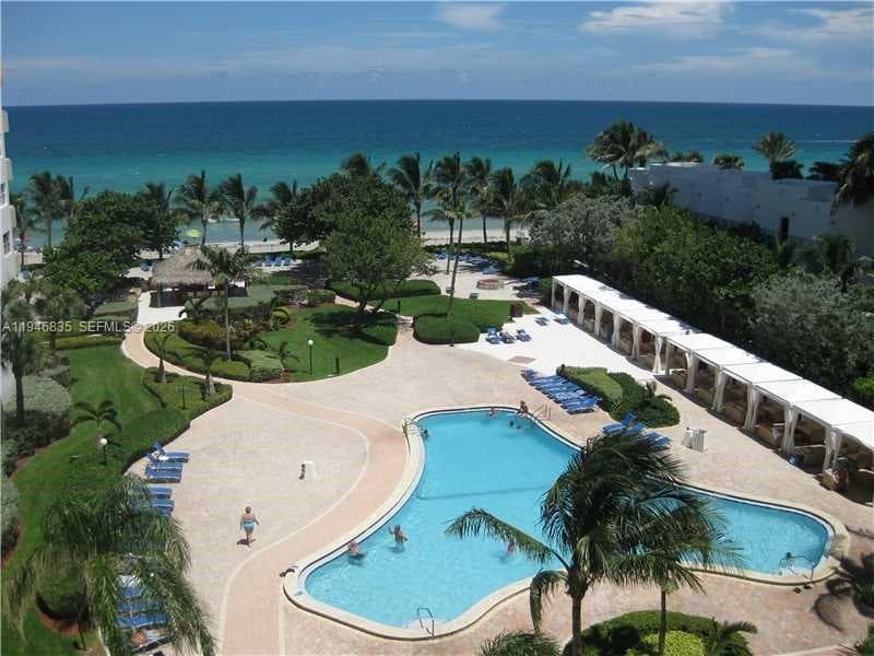 3001 S Ocean Dr 1449 photo 2