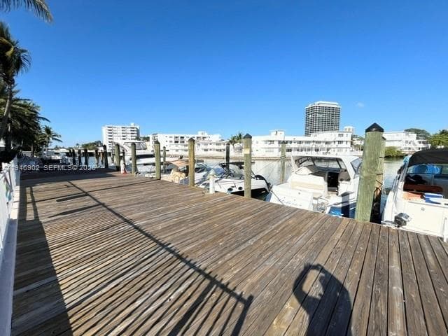 6881 Bay Dr #1 5