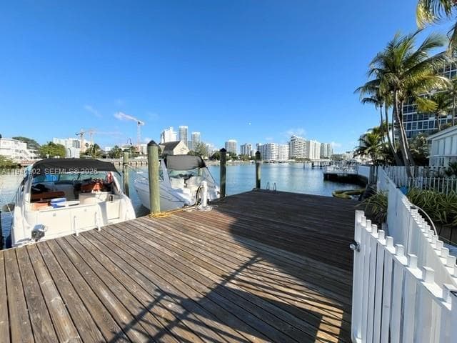 6881 Bay Dr #1 4