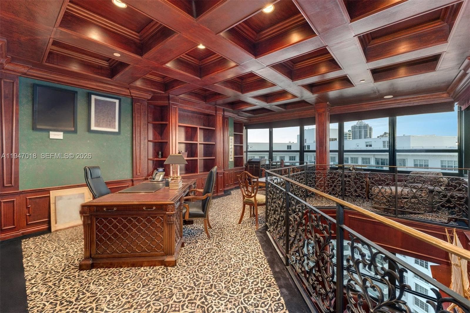 5225 Collins Ave PH8 photo 22