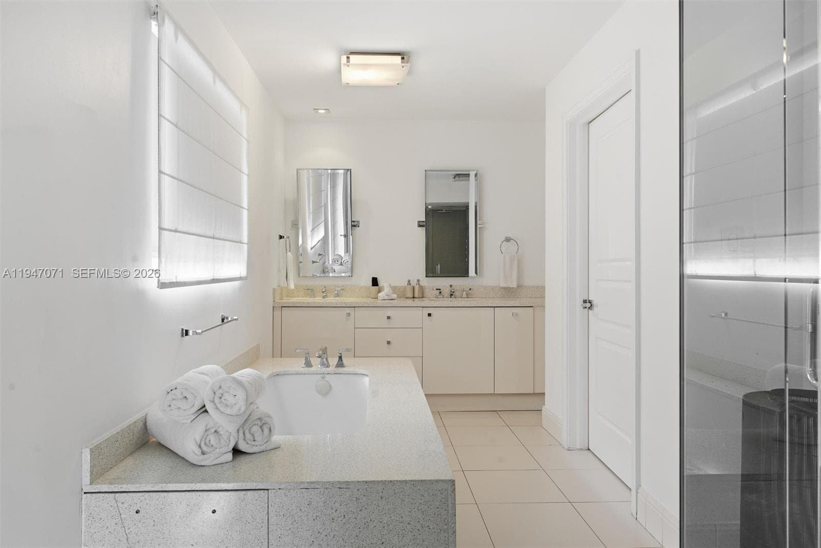 1250 Ocean Dr PH1 photo 17