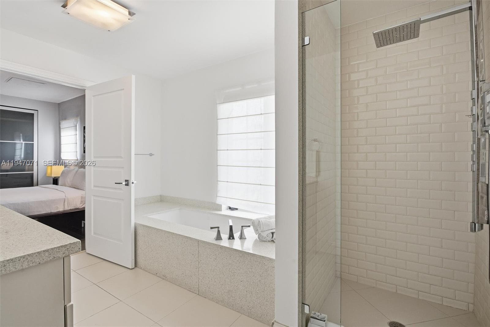 1250 Ocean Dr PH1 photo 25