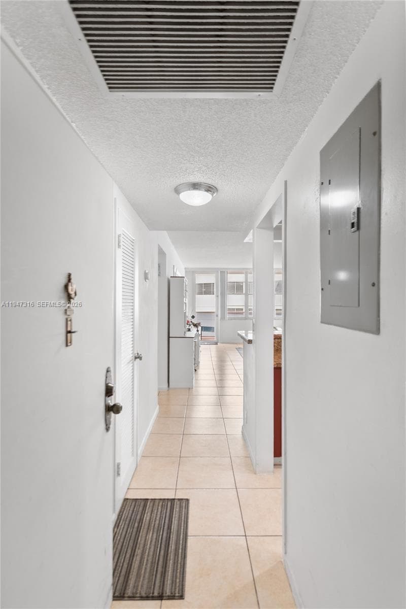 3725 Ocean Dr 1117 photo 8