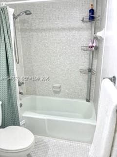 19390 Collins Ave 219 photo 17