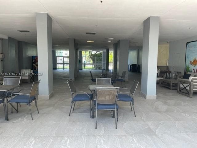19390 Collins Ave 219 photo 19