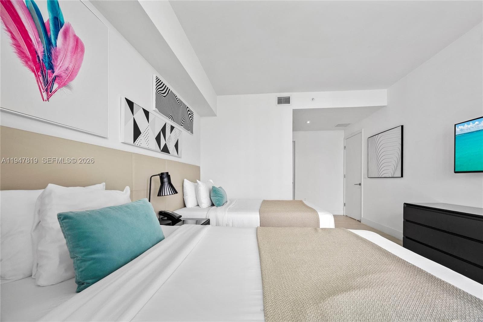 4010 Ocean Dr R2307 photo 22