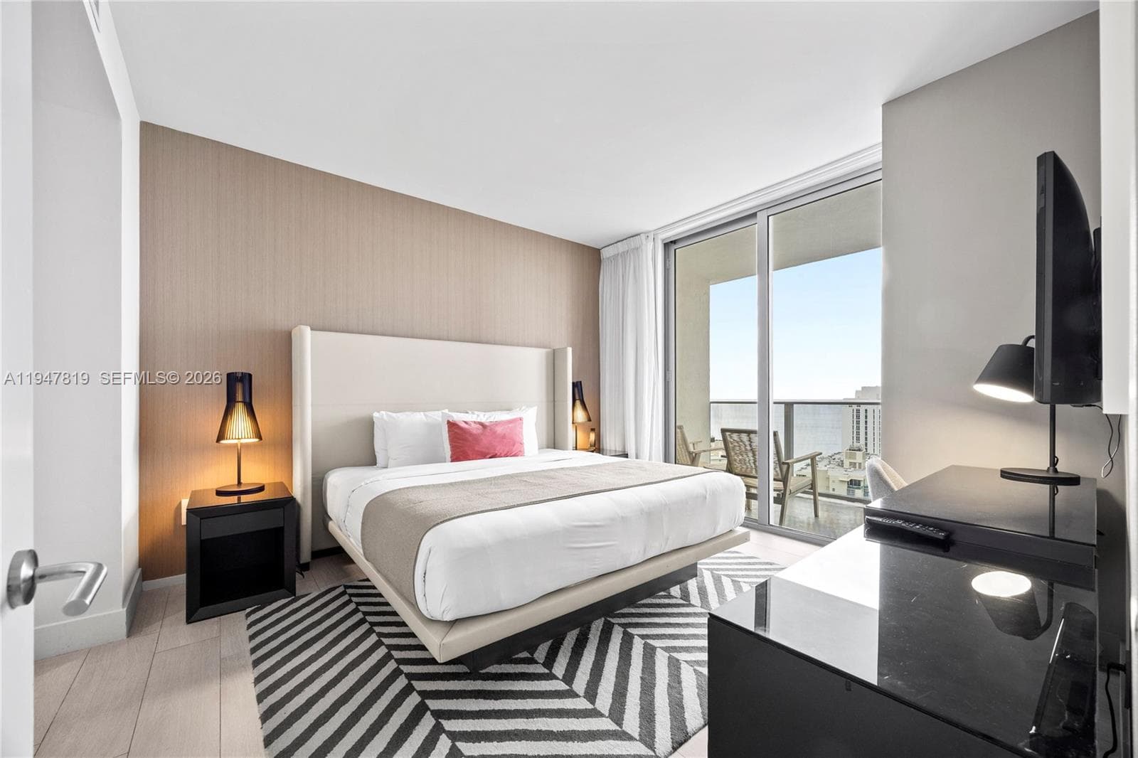 4010 Ocean Dr R2307 photo 19