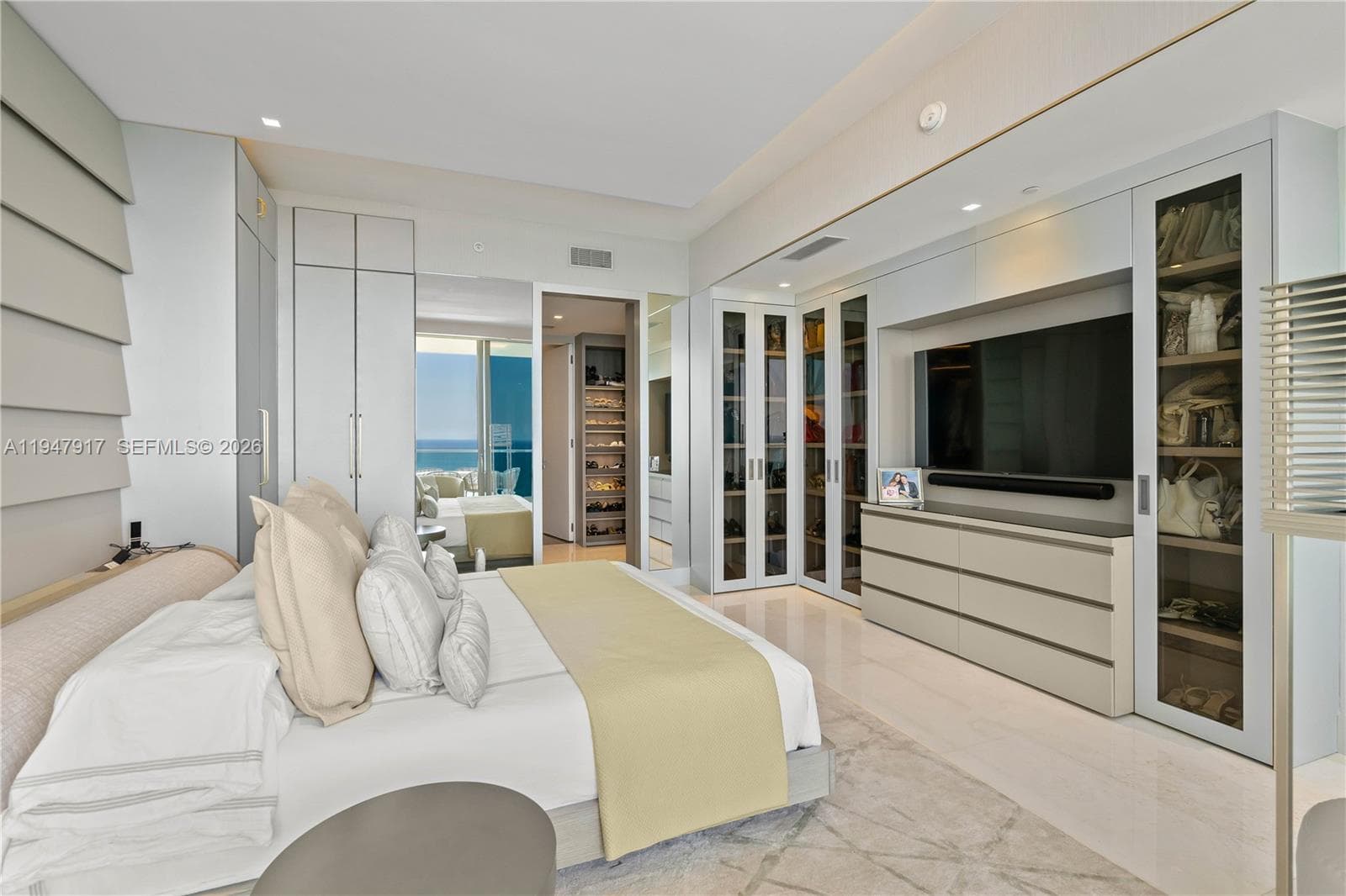 18975 Collins Ave 3603 photo 17