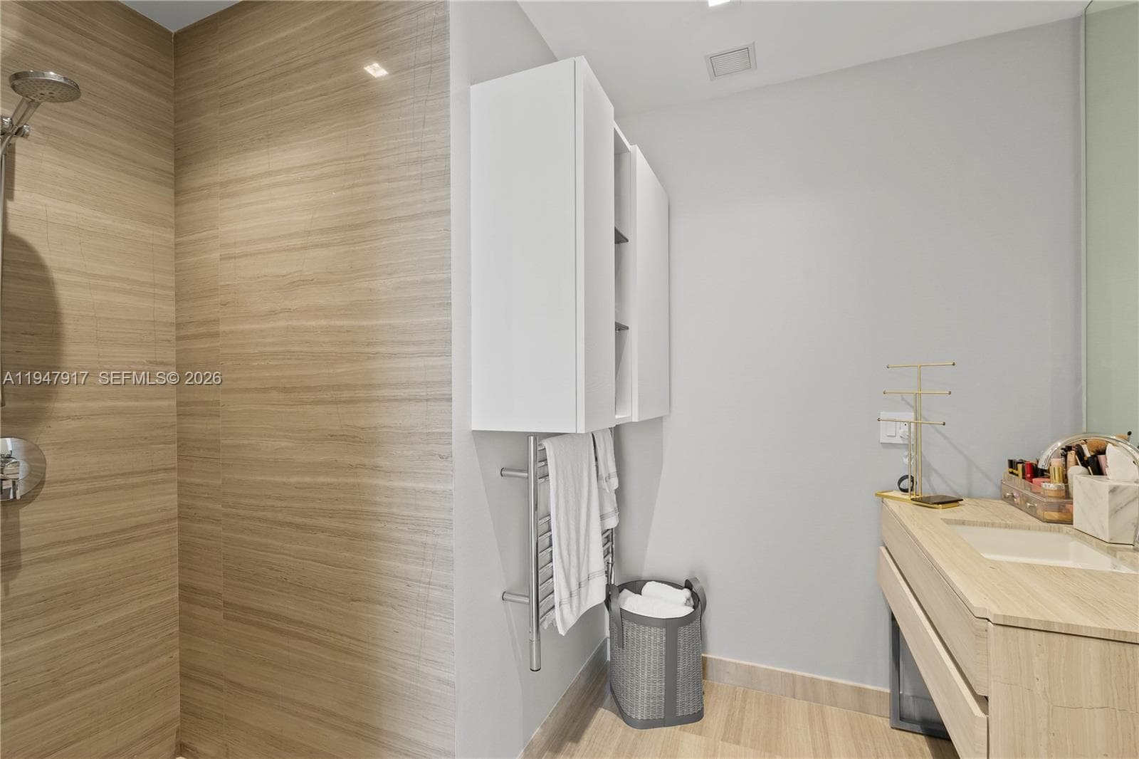 18975 Collins Ave 3603 photo 25