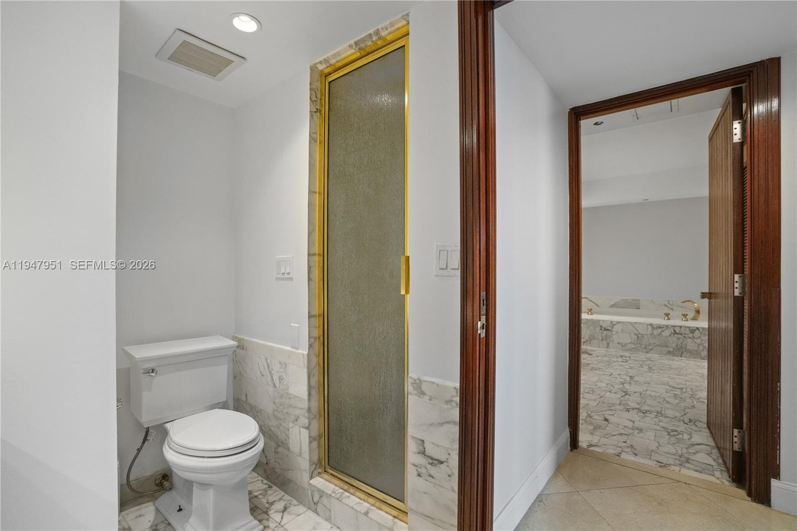 19355 Turnberry Way 25GR photo 20