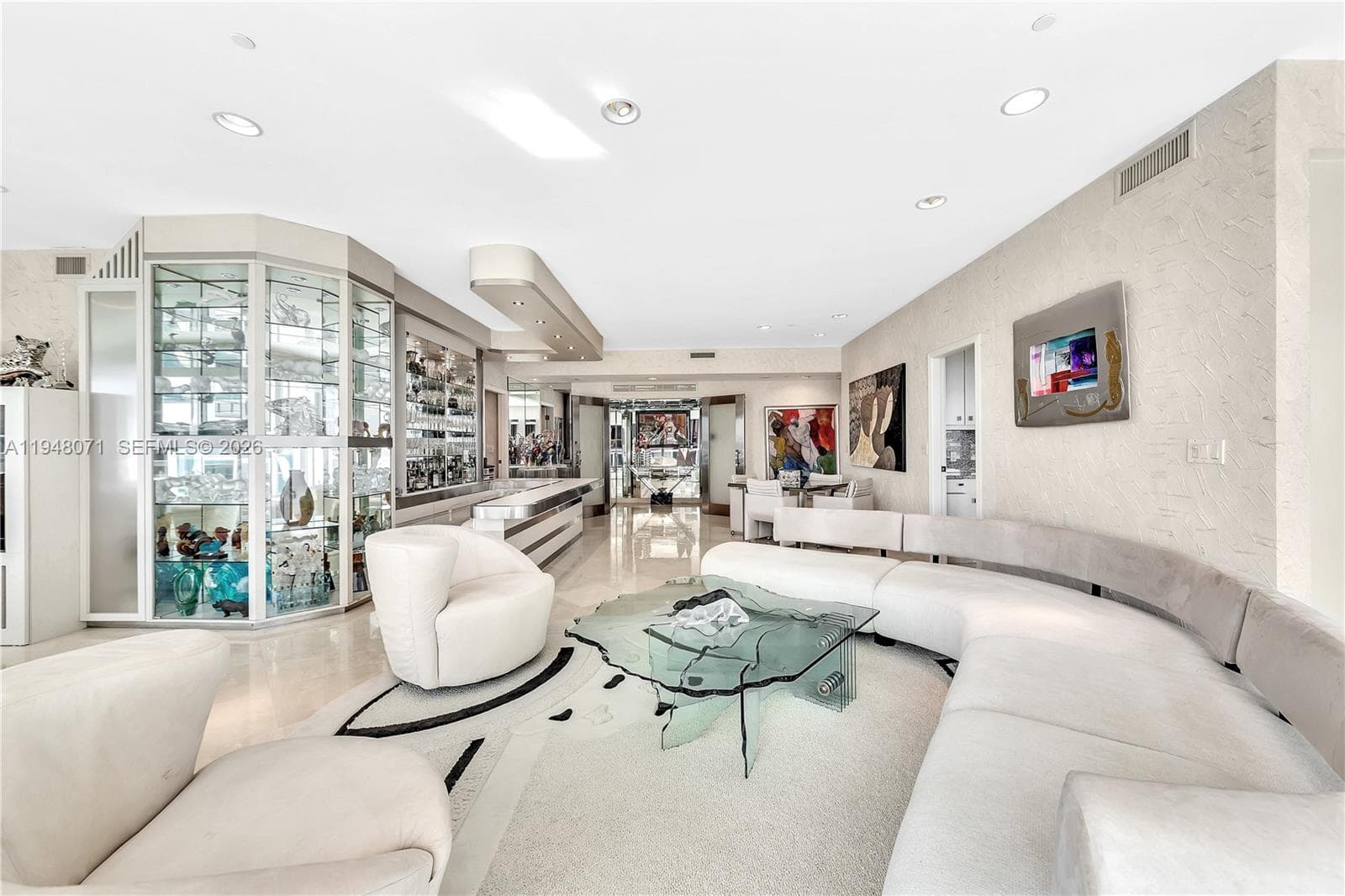 10101 Collins Ave 11D +Cabana photo 11