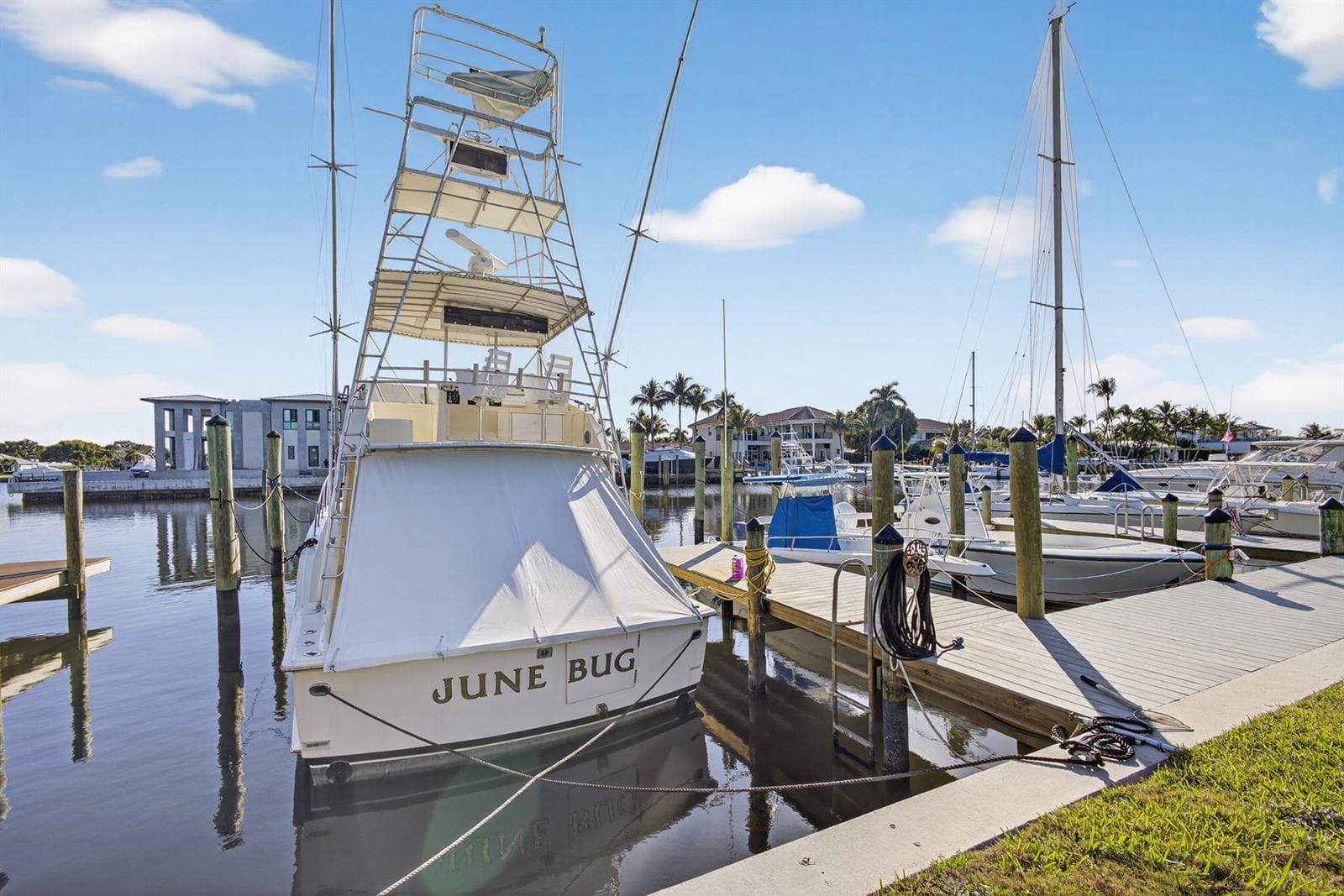 752 Lagoon Drive 3