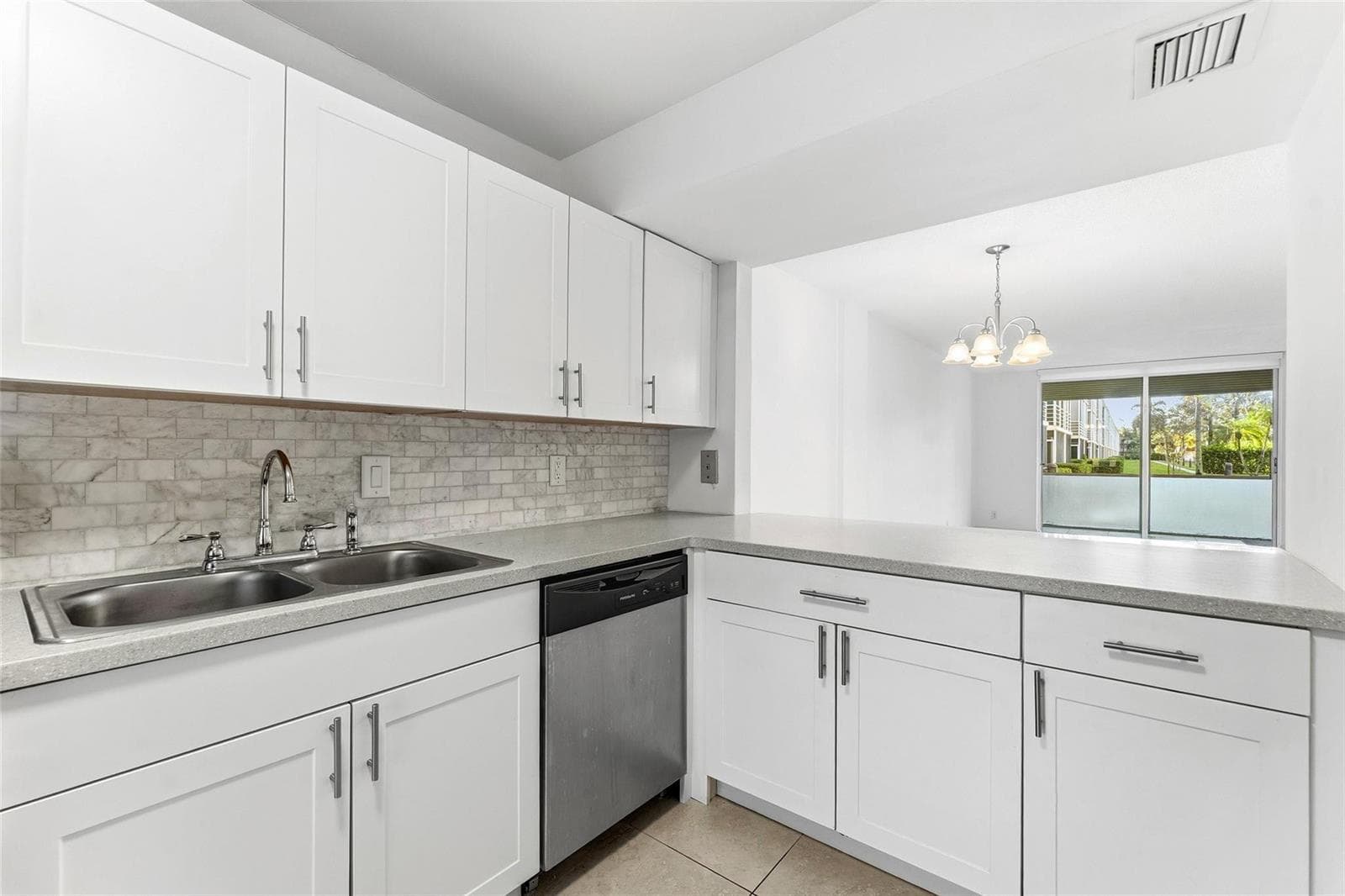 4500 N Federal Highway #134D 2