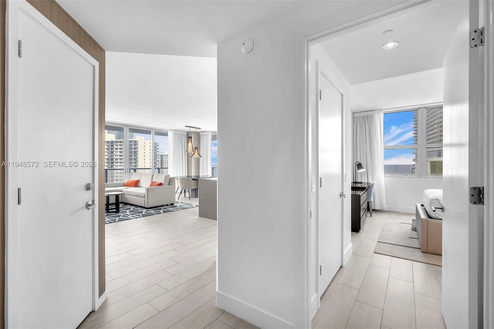4010 Ocean Dr 5