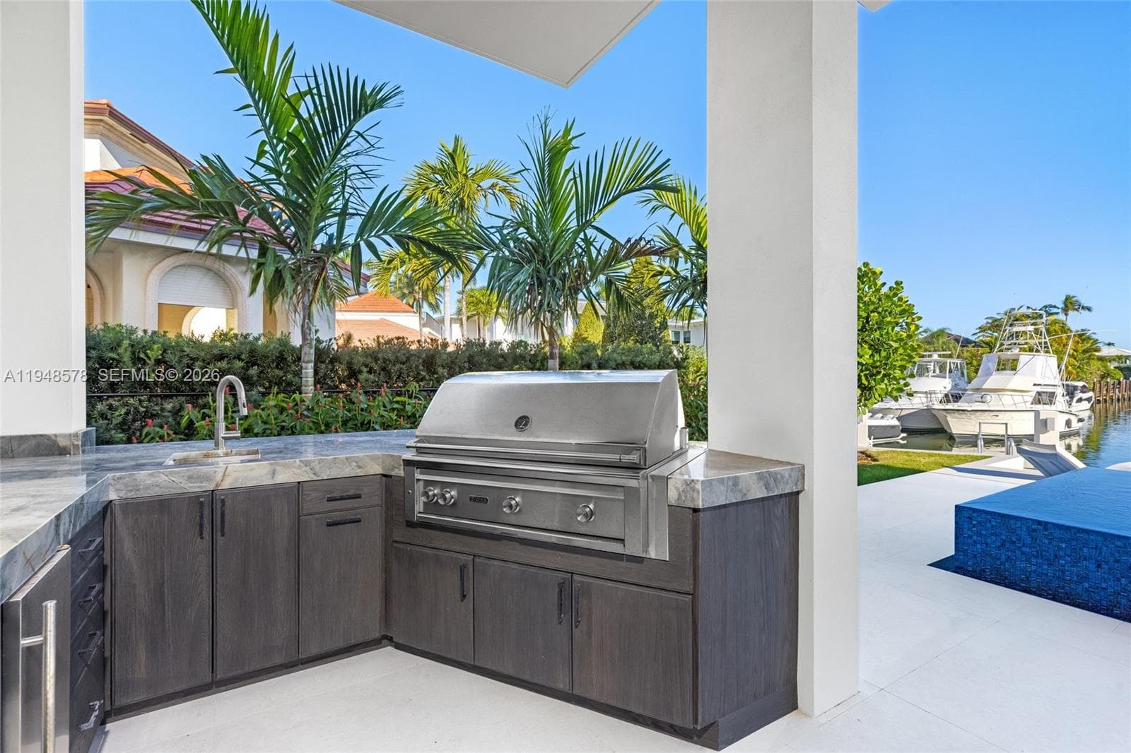 51 Isla Bahia Dr photo 17