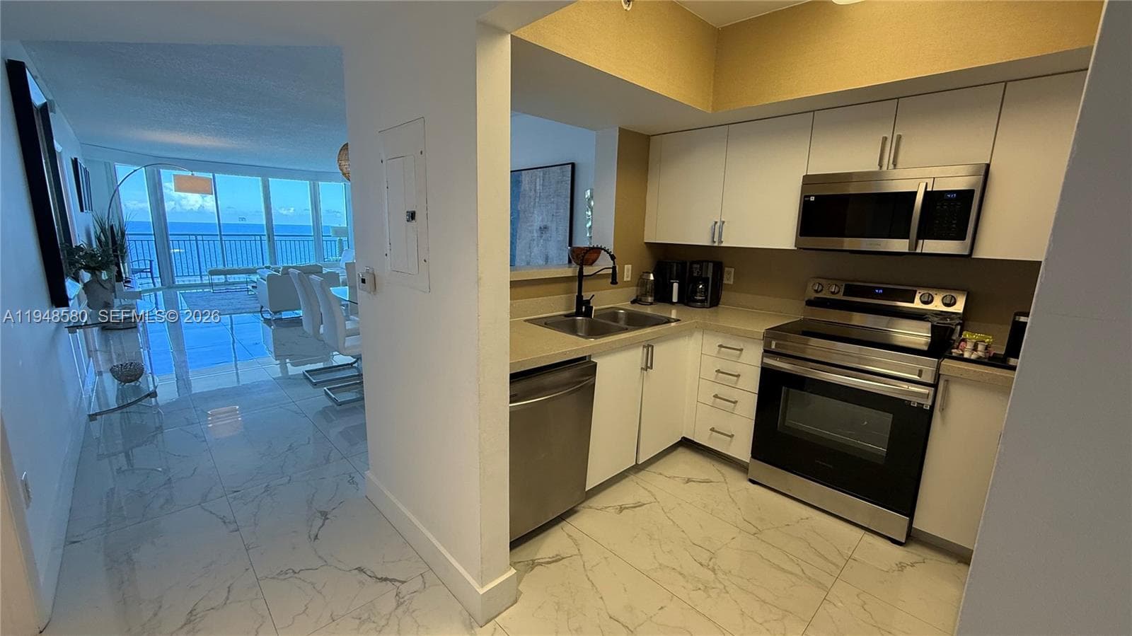 17375 Collins Ave 1901 photo 3