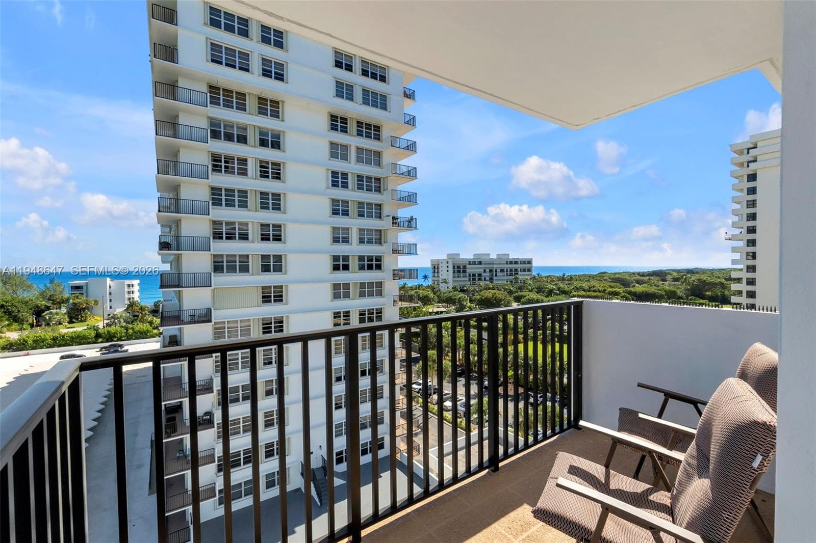 2121 Ocean Blvd 902W photo 19
