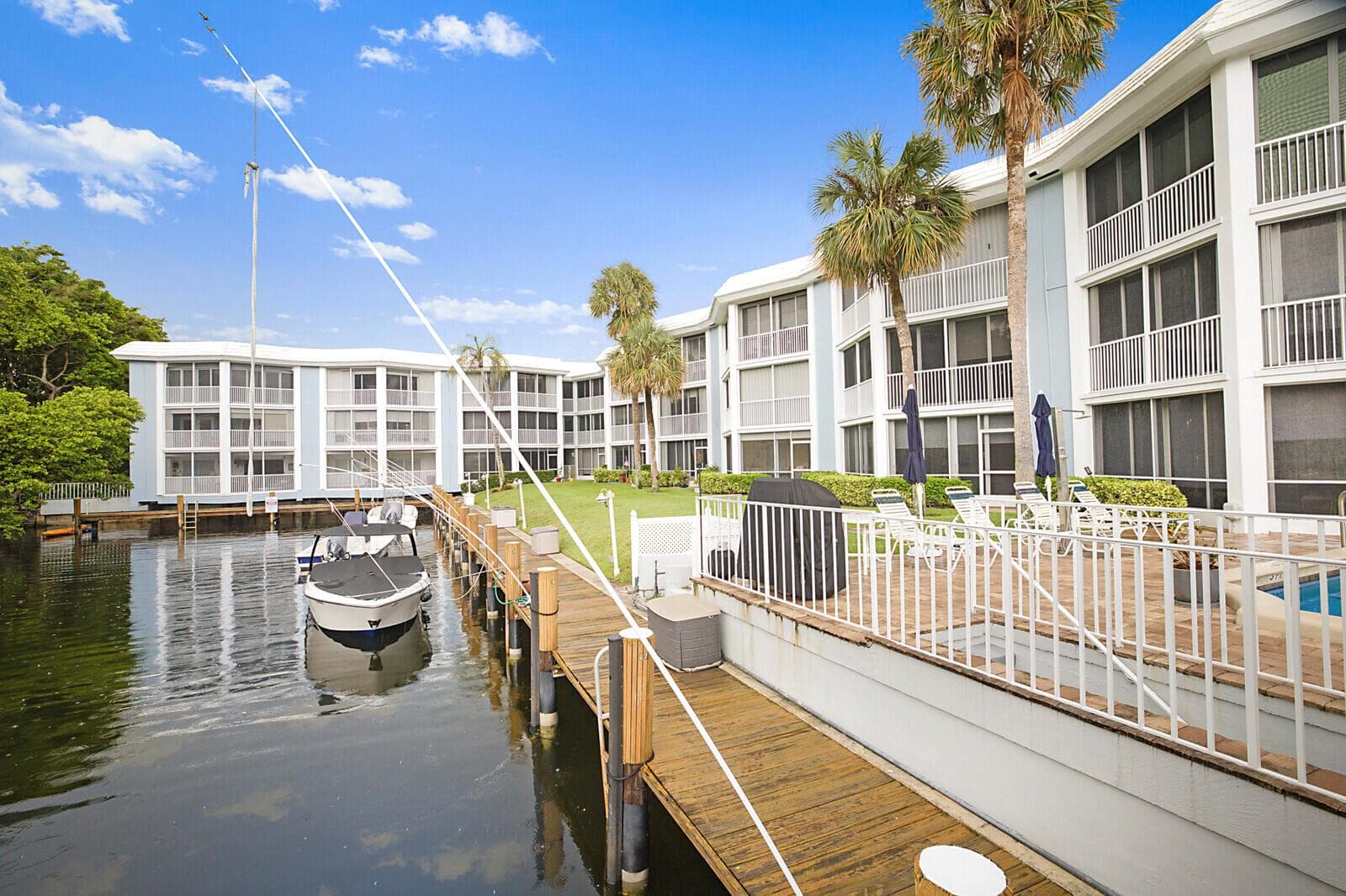 700 NE Harbour Terrace 2310 photo 23