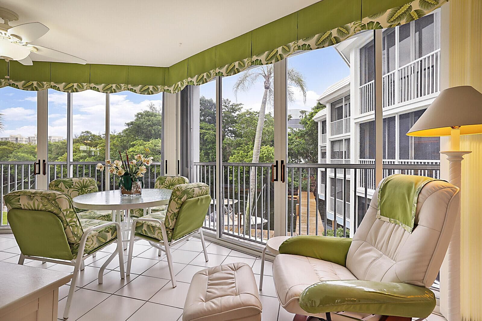 700 NE Harbour Terrace #2310 1
