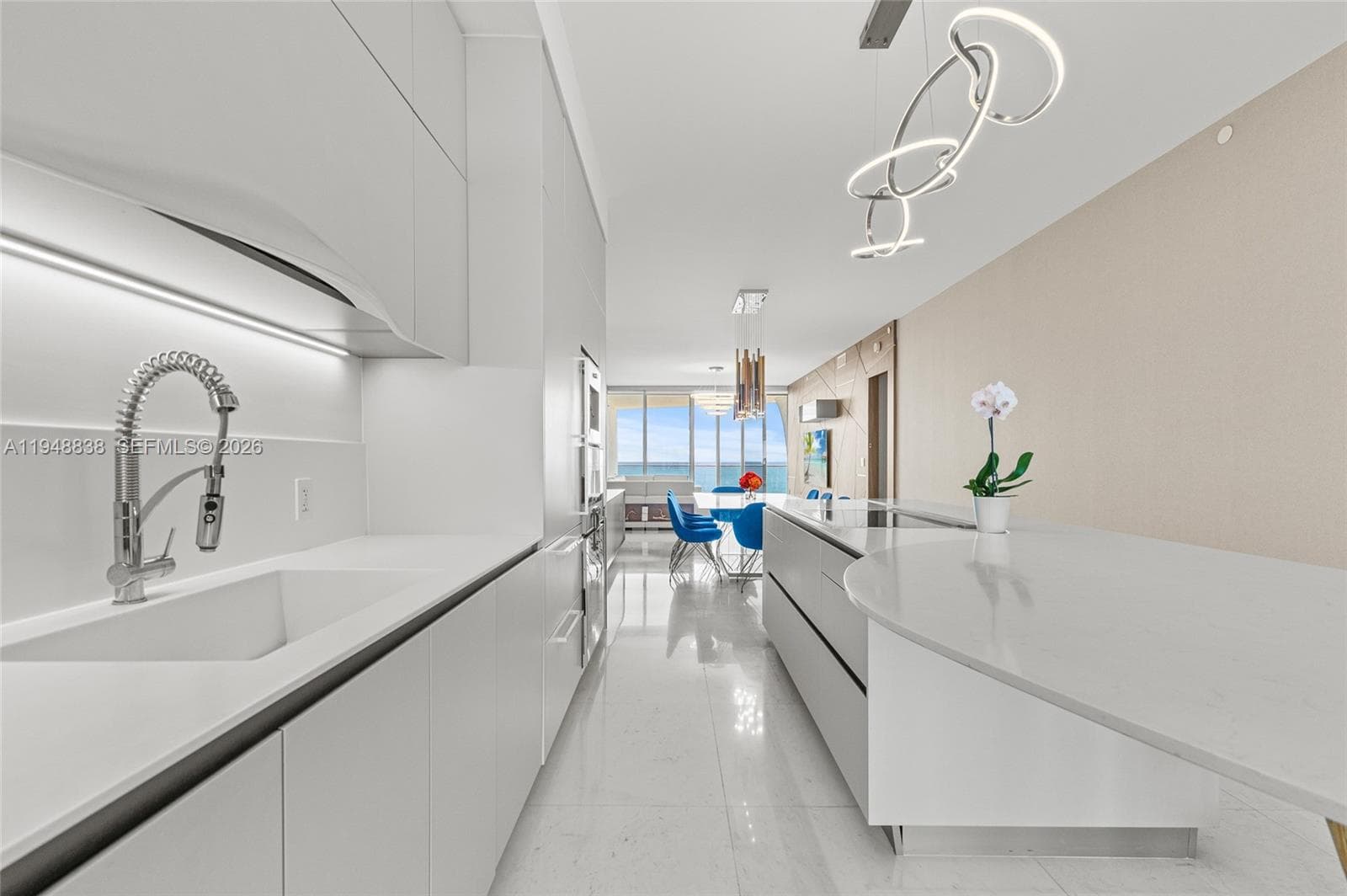 16901 Collins Ave 5