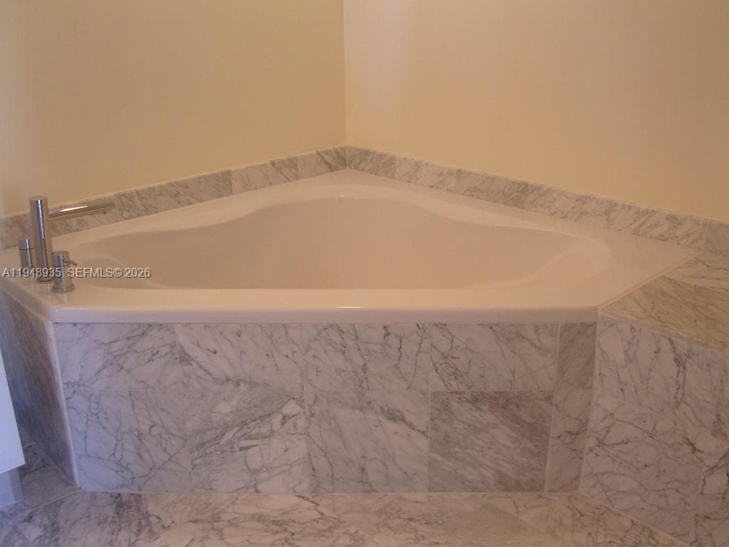 603 photo 4
