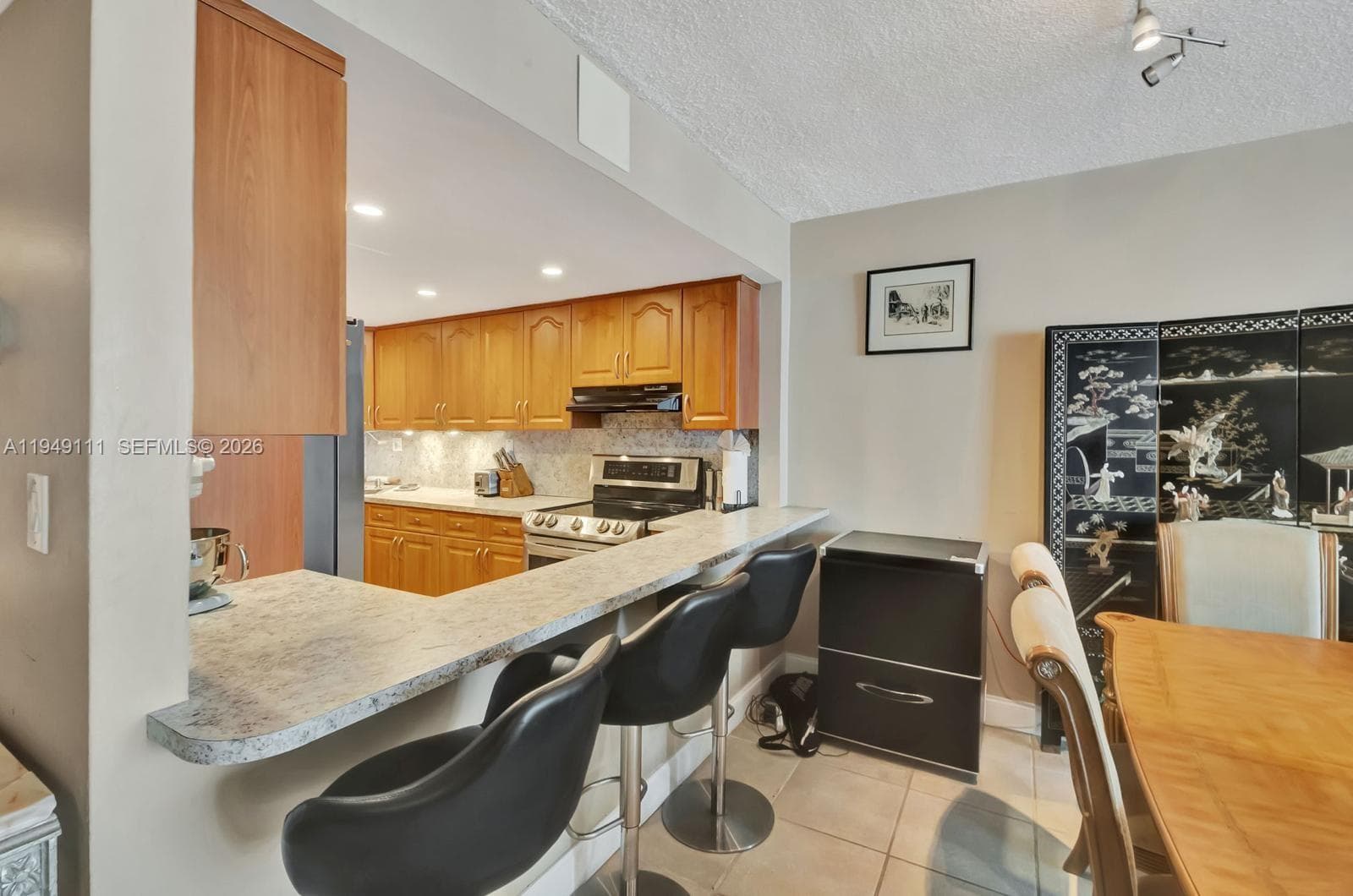 5401 Collins Ave 340 photo 12