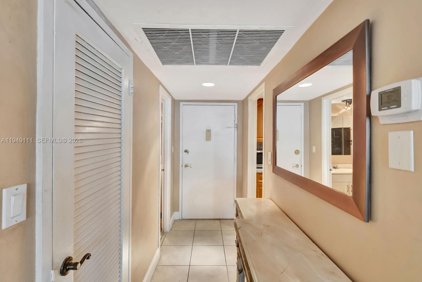 5401 Collins Ave 340 photo 4