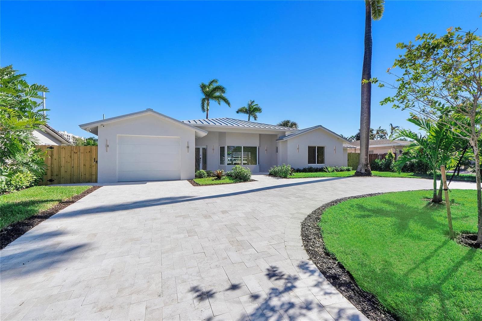 1240 NE 27th Way 5