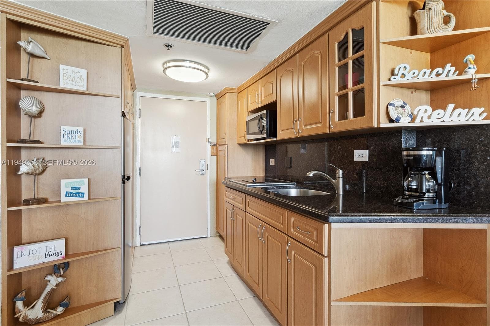 19201 Collins Ave 612 photo 9