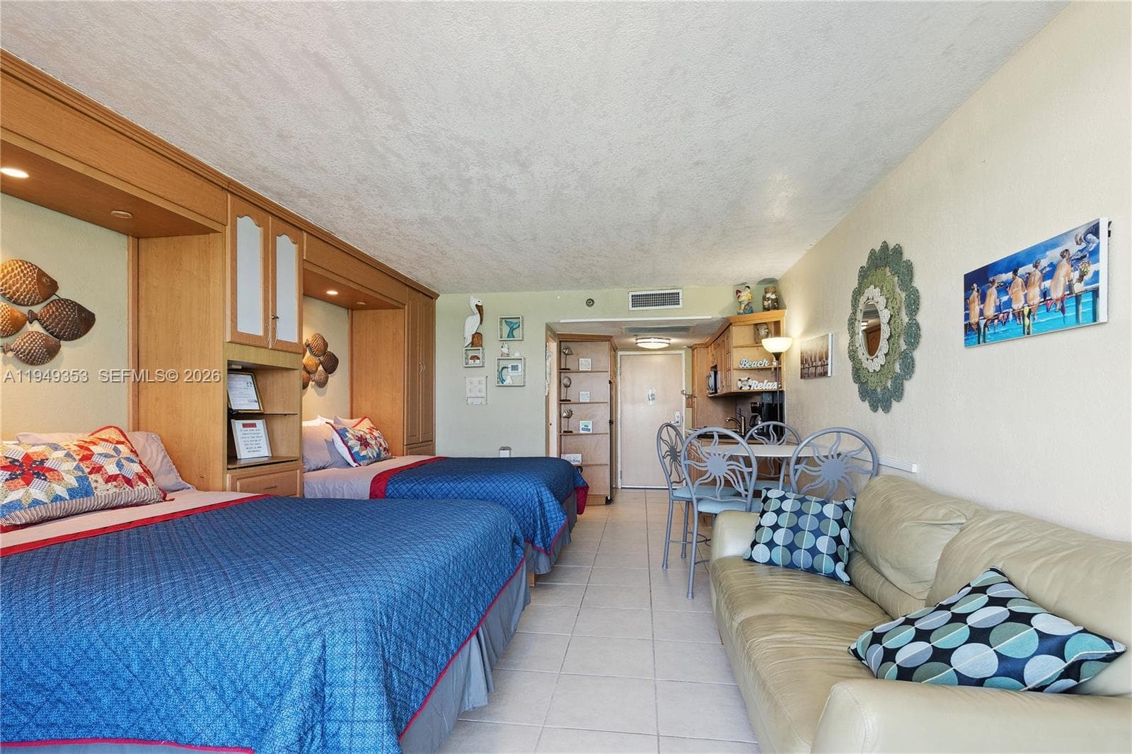 19201 Collins Ave 612 photo 8